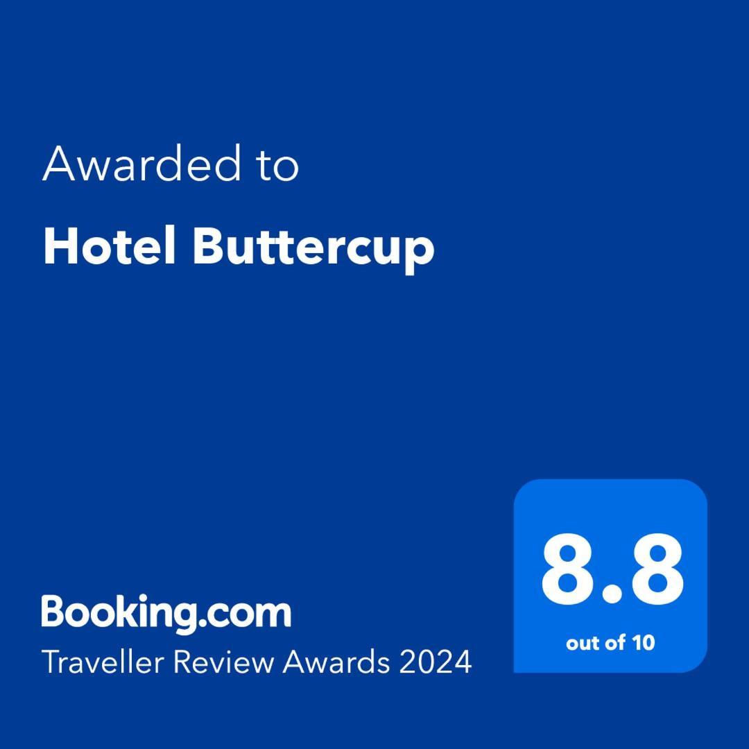 Hotel Buttercup Pokhara Eksteriør billede