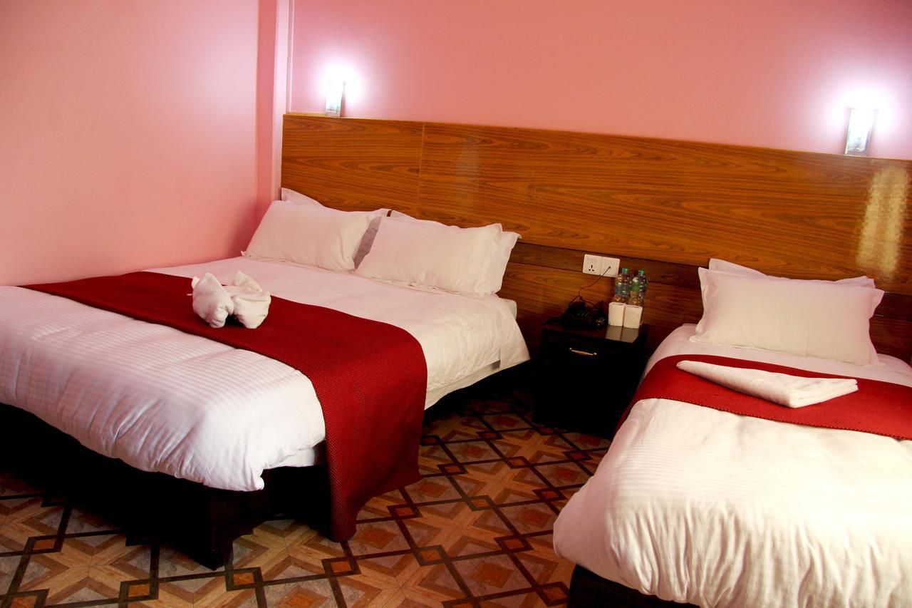 Hotel Buttercup Pokhara Eksteriør billede