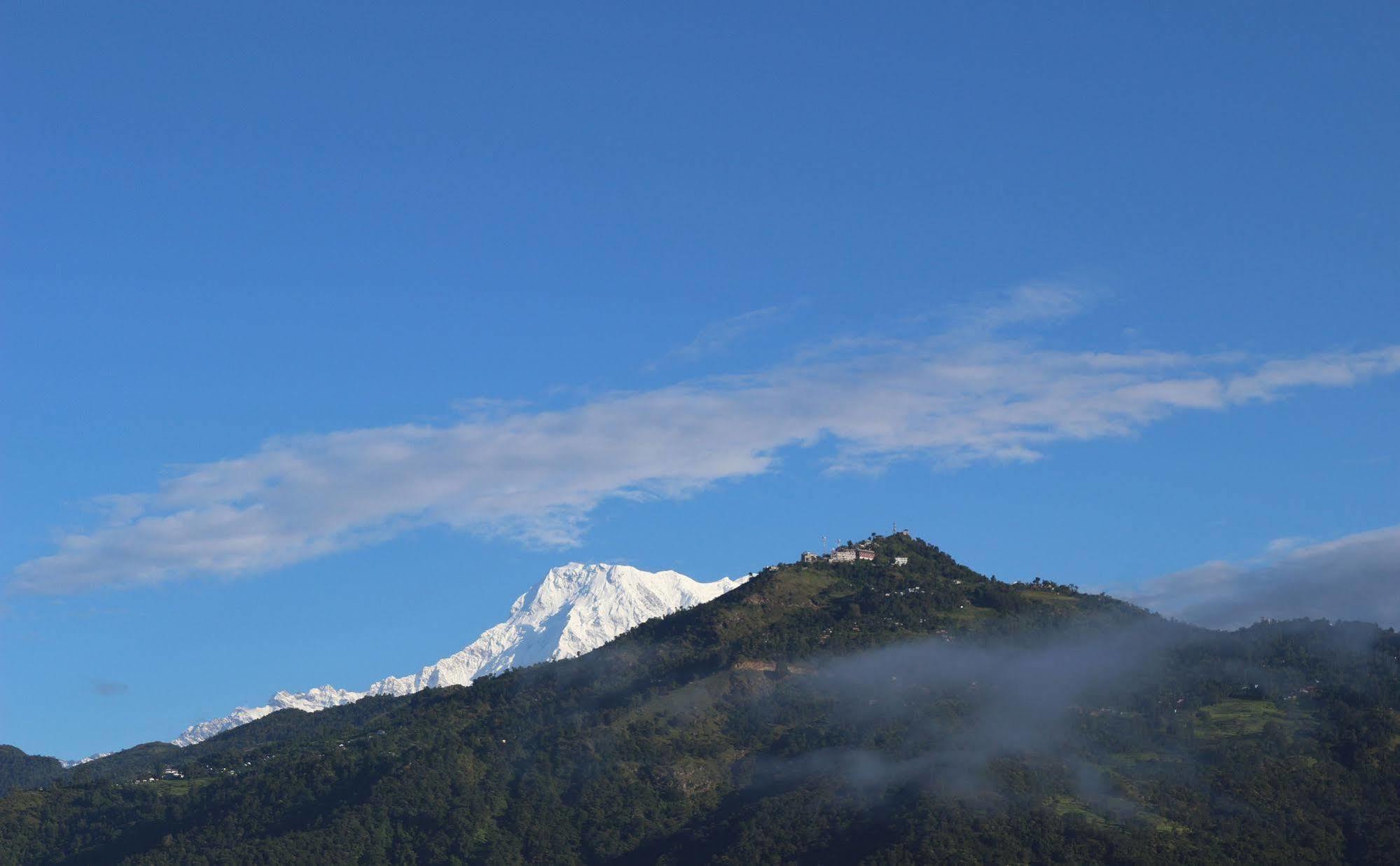 Hotel Buttercup Pokhara Eksteriør billede